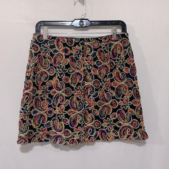 ZARA Embroidered skirt fully lined back zip closure paisley/flower motif women M